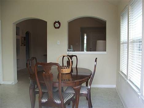 4th image of 1026 Windmeadows Dr