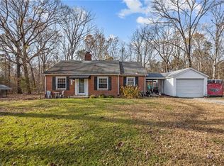 1646 Sandy Cross Rd, Burlington, NC 27217