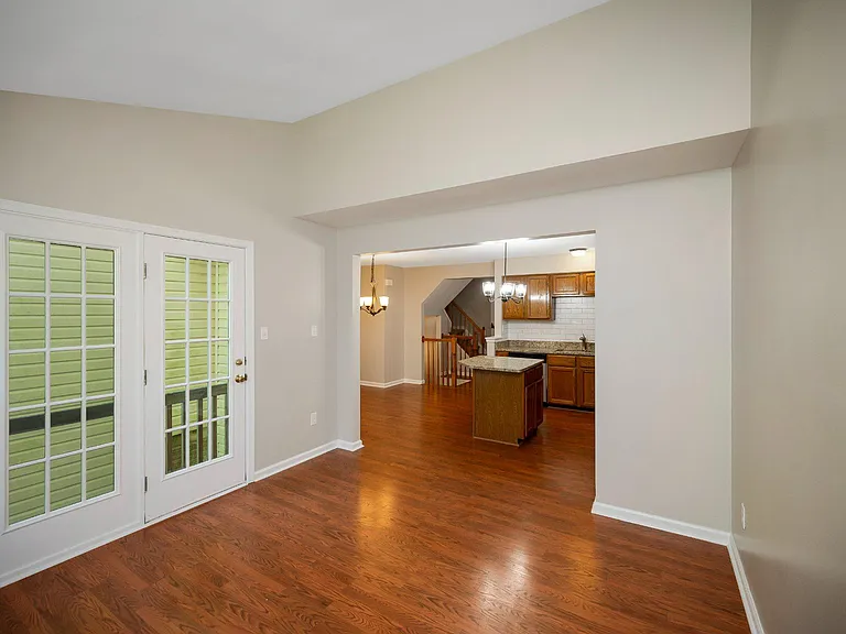 9705 Becker Ct — Photo 3