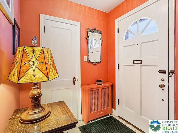 4th image of 532 N Berks St