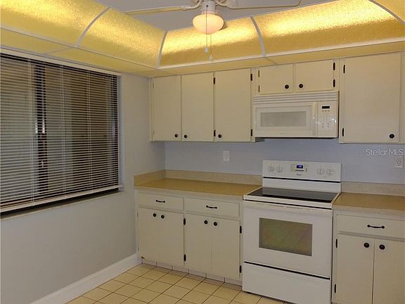 5th image of 1591 Gulf Blvd APT 404S