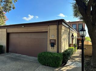 806 Heights Dr, Fort Worth, TX 76112
