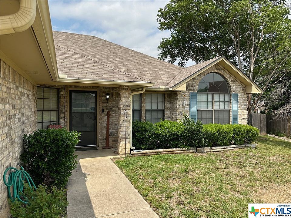 2nd image of 406 Duece Ct