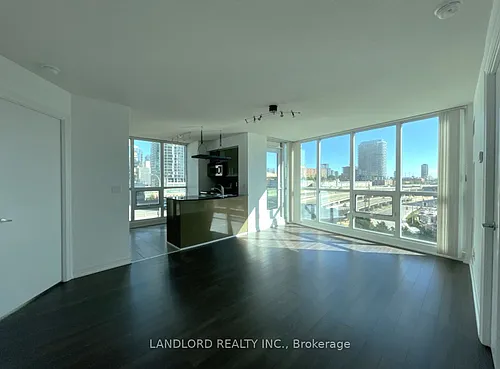16 Yonge St #605 Photo 1