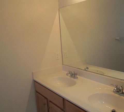 5th image of 1114 Dominion Townes Pl
