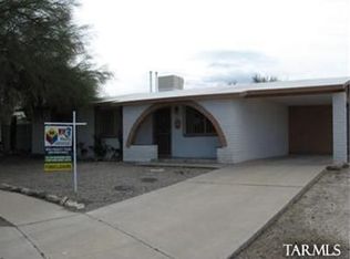 2711 W Placita Del Santo, Tucson, AZ 85741