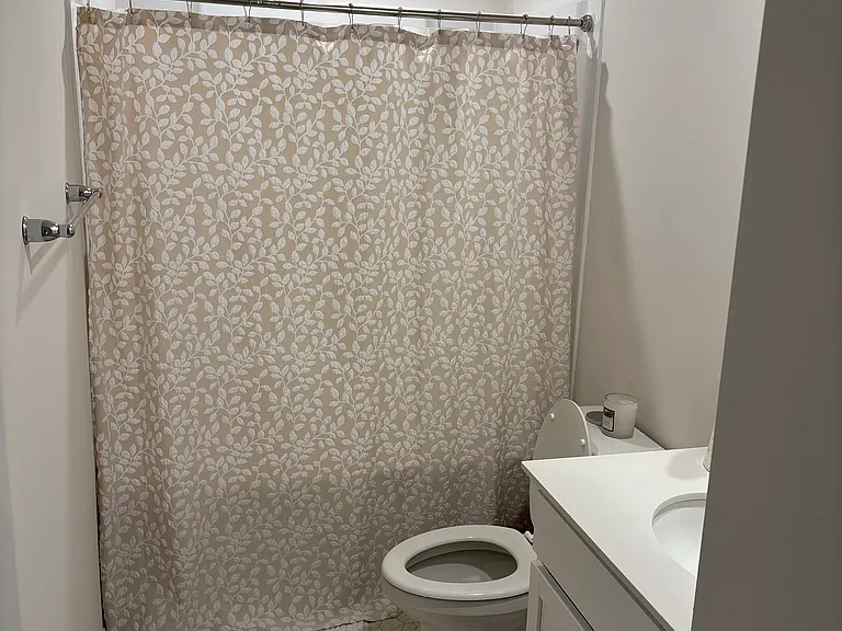 510 Palmerston Dr — Photo 15