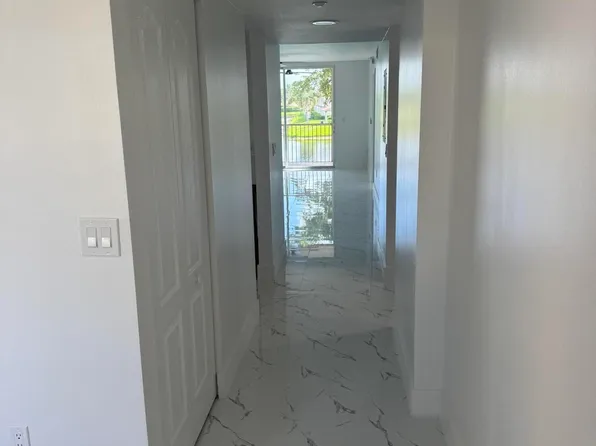 7751 Southampton Terrace #213, Tamarac, FL 33321