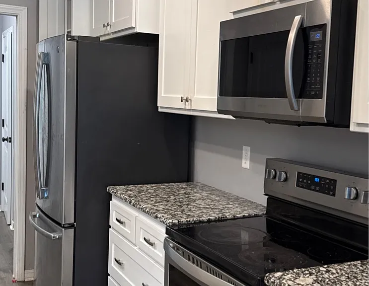 124 Melrose Cir — Photo 5