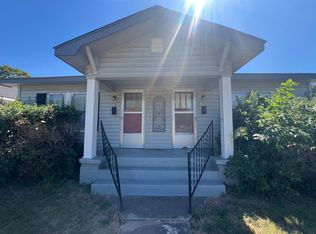 711 W Lillie Blvd #1, Madill, OK 73446