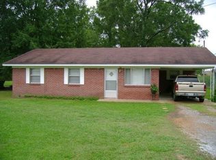 110 Denton St, Bruce, MS 38915