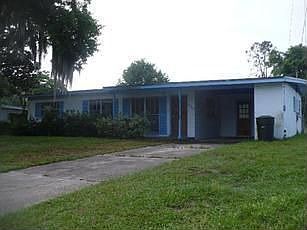 1st image of 545 Manor Dr