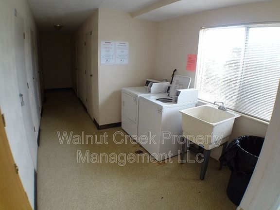 2nd image of 2104 Tower Blvd APT 102
