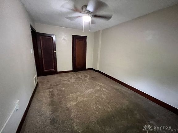 4th image of 428 W Parkwood Dr