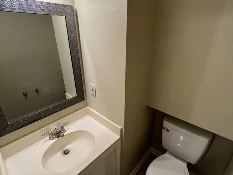 3280 Crestaire Dr — Photo 21
