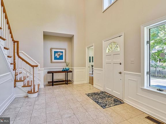 3rd image of 8210 Osage Ln