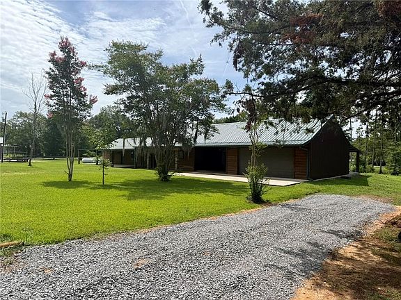 2nd image of 514 & 516 Claudes Rd