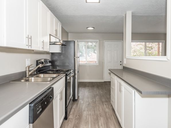 7301 SE Powell Blvd #1172103