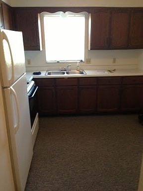 4th image of 1040 Patricia Dr APT 3