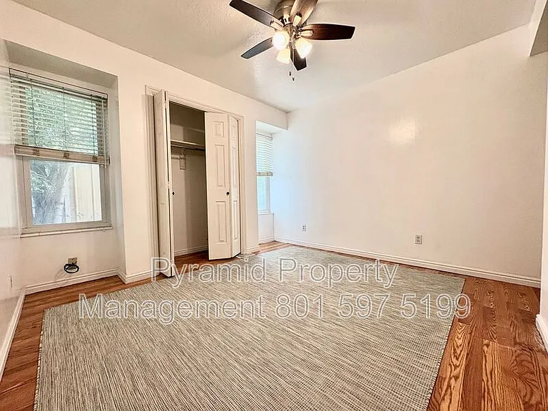 1099 W Shepard Ln — Photo 16