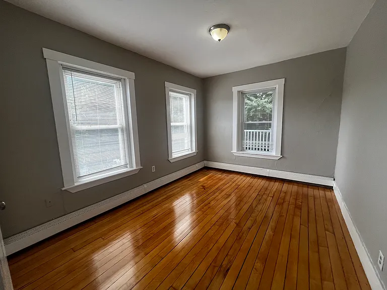 270 Bowdoin St #3A — Photo 5