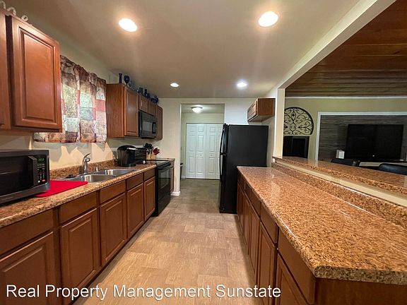 3rd image of 345 Citrus Dr