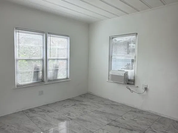 512 SE 21st Ave #B, Boynton Beach, FL 33435