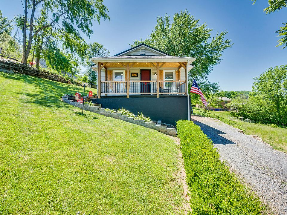 622 W C St, Elizabethton, TN 37643 Zillow