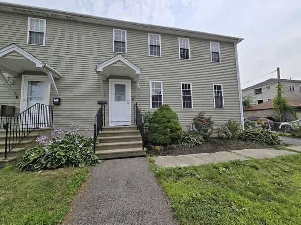 4 Palm St, Worcester, MA 01604