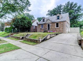 1832 Paterson St, Rahway, NJ 07065