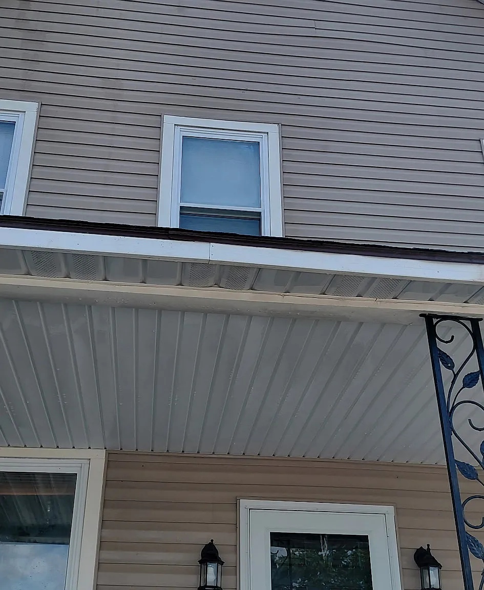102 Delaware Ave — Photo 4