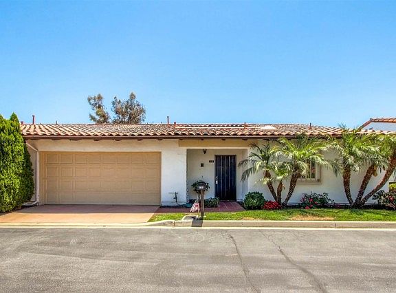 3rd image of 1125 Miramonte Gln
