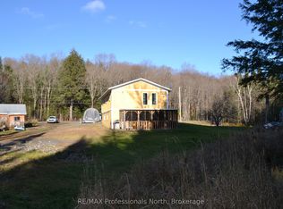2315 Aspdin Rd, Huntsville, ON P0B 1M0
