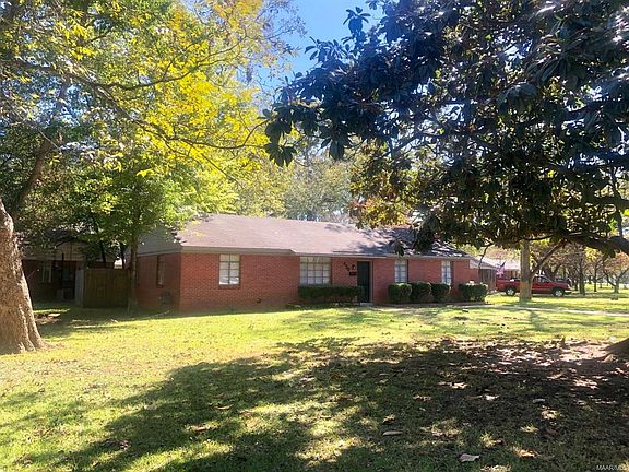 3rd image of 430 Honeysuckle Ct