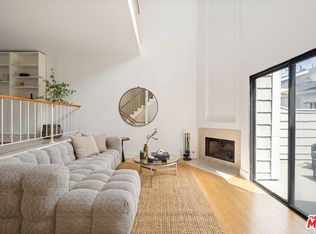 4658 Don Lorenzo Dr APT G, Los Angeles, CA 90008
