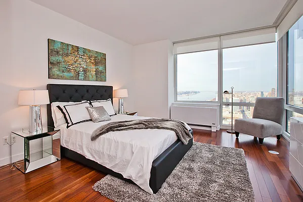 Rented by Silverstein Properties | media 1