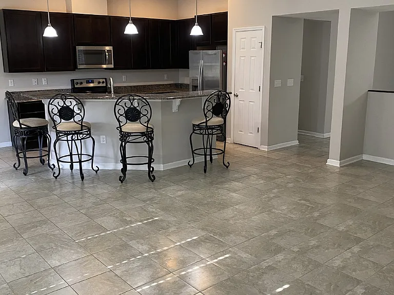 7400 Benes Trl — Photo 37