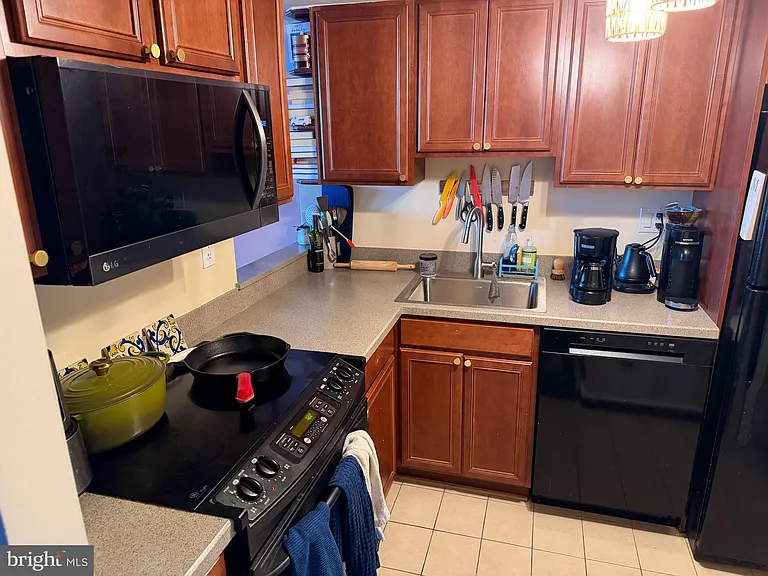 2001 Hamilton St #1525 — Photo 9