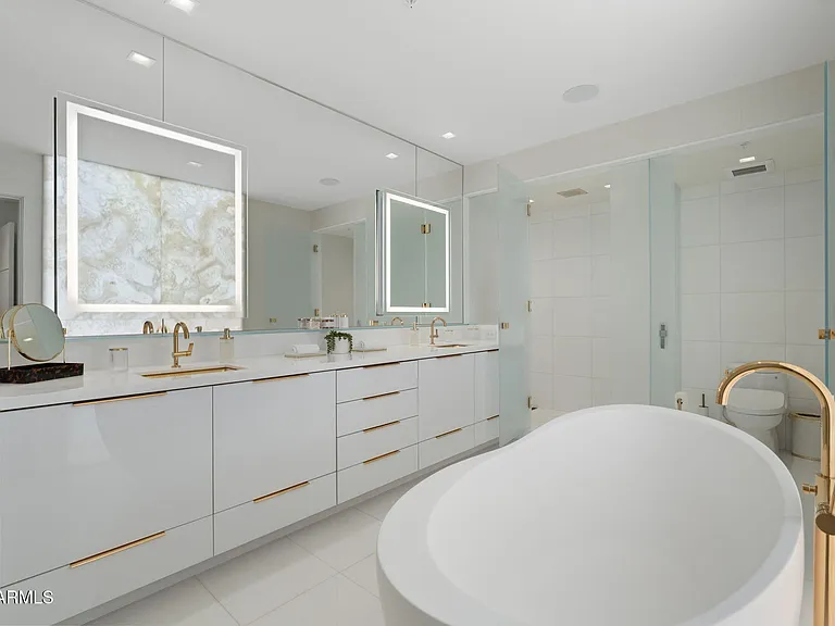 6587 N Palmeraie Blvd #2015 — Photo 121