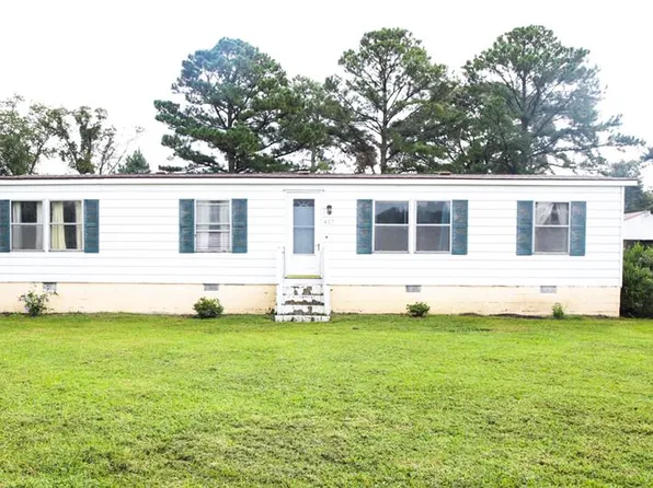 417 Porpoise Cove Ln, Deltaville, VA 23043