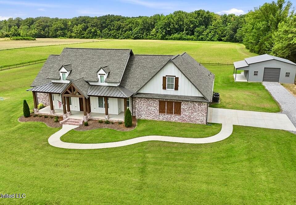 1st image of 901 Sharon Rd