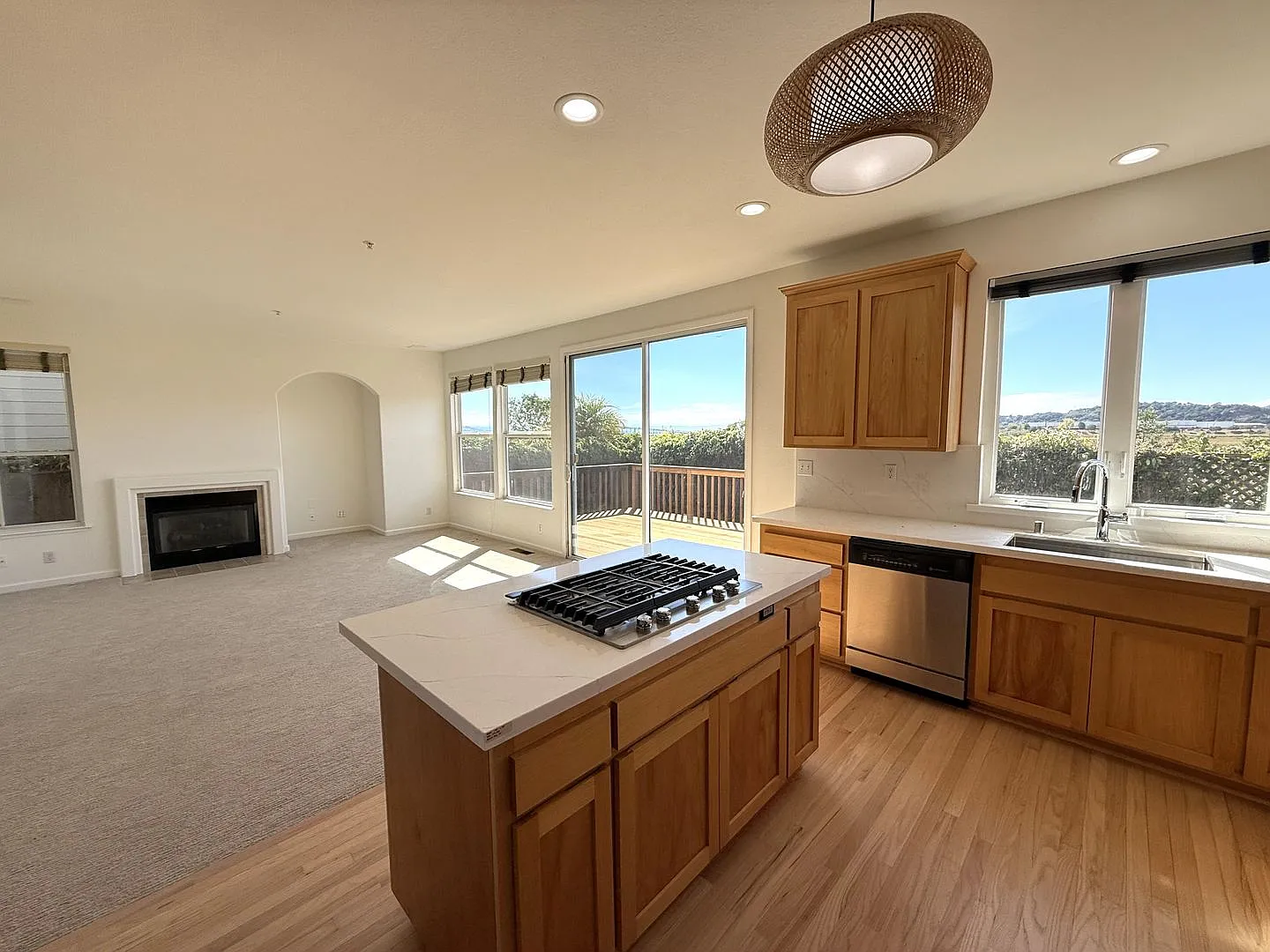 Stunning Four Bedroom Baypoint Lagoons Home With Mt. Tam Views — Photo 3