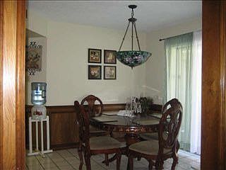 3rd image of 1609 Daywood Ln