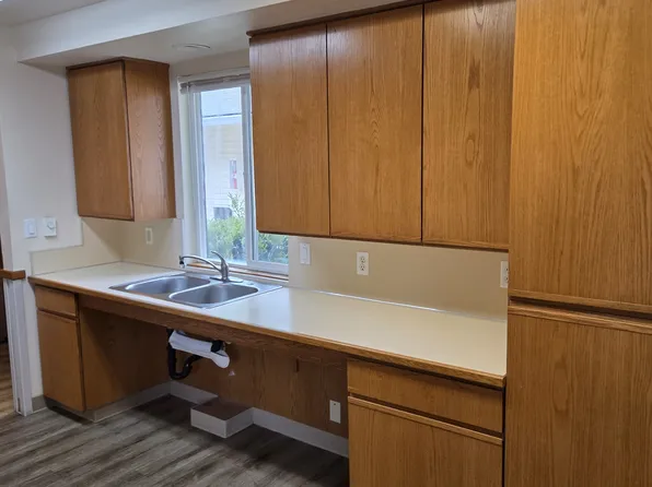 3510 NE 54th St APT A, Vancouver, WA 98661