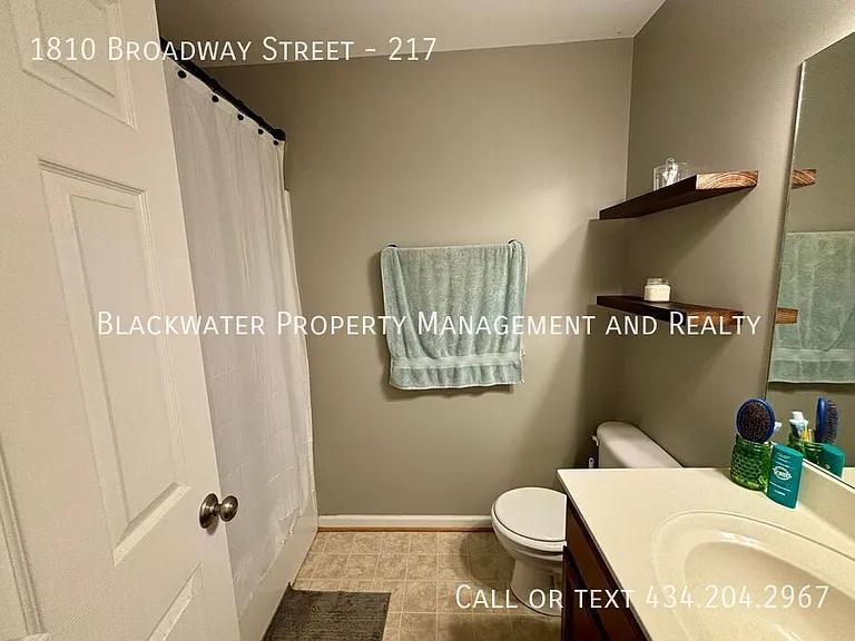 1810 Broadway St #217 — Photo 7