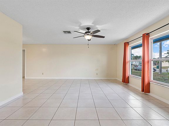5th image of 8114 NW 94th Lane