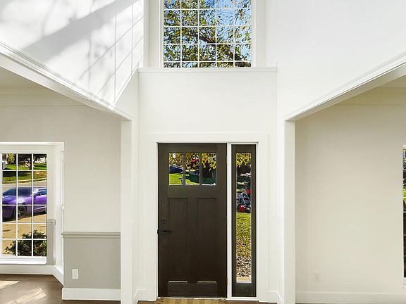 2nd image of 1047 Rivermeade Dr
