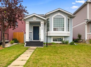 3722 Catalina Blvd E, Calgary, AB T1Y 6W6