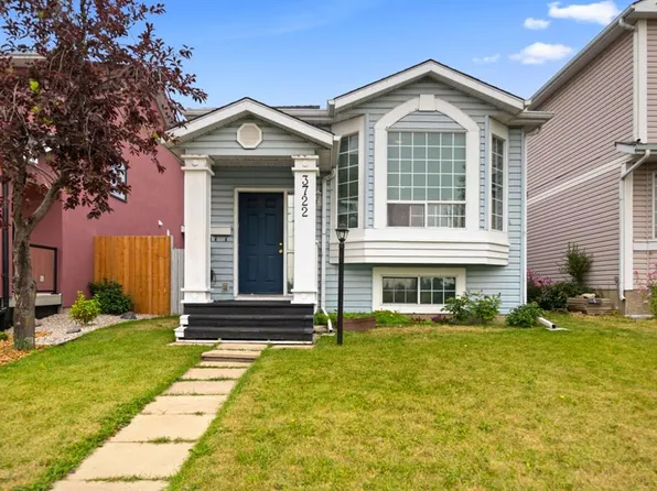 3722 Catalina Blvd E, Calgary, AB T1Y 6W6