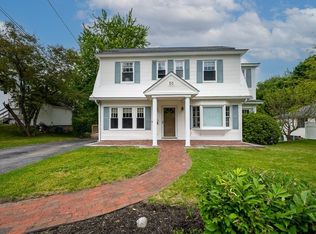 20 Oneida Ave, Worcester, MA 01606
